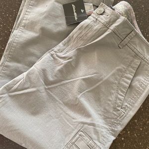 NWT Plus Slightly Curvy Crop Size 16